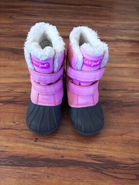 Cat & Jack Pink Faux Fur Lined Kids Winter Boots